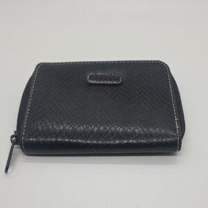 Black Textured Zip Wallet